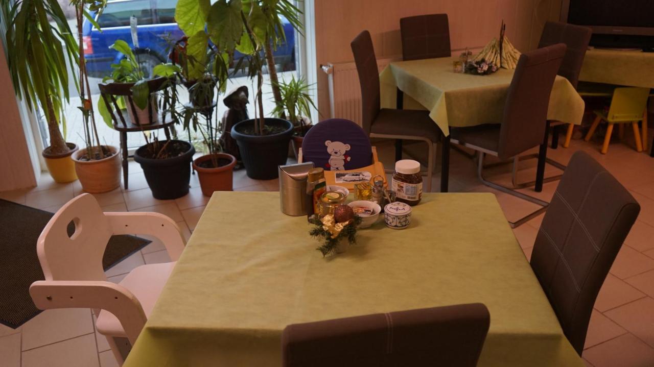 Pension Im Glueck Thale Luaran gambar